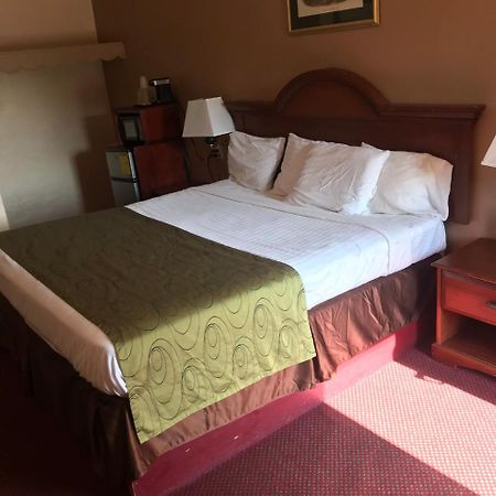Shamrock Motel Hot Springs Ngoại thất bức ảnh